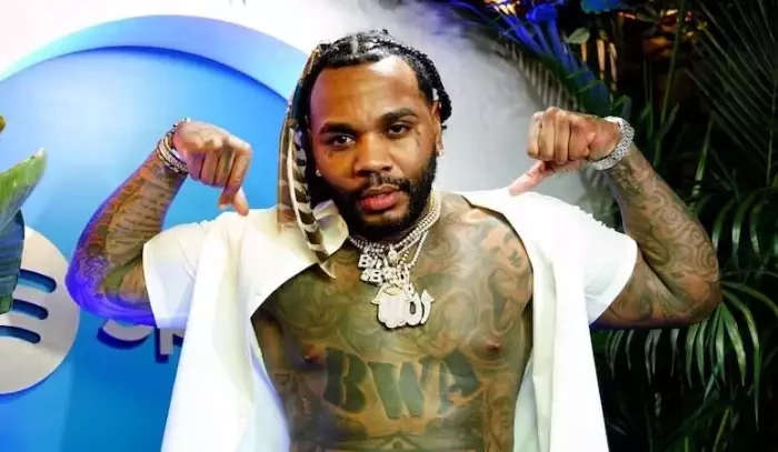 Kevin Gates opět pod palbou kritiky! Těhotné fanynce na svém koncertě plivl do úst